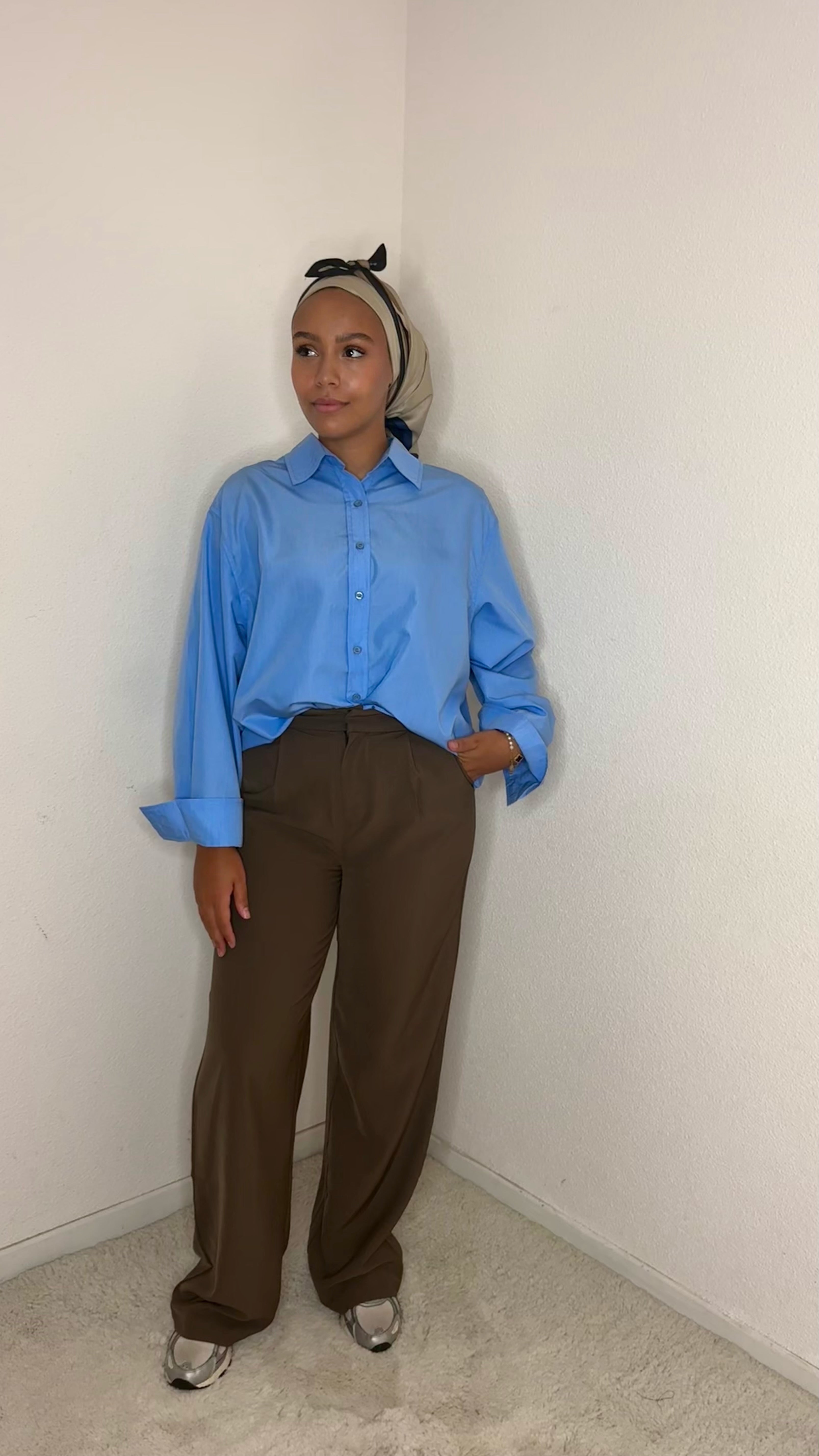 Straight-leg trousers