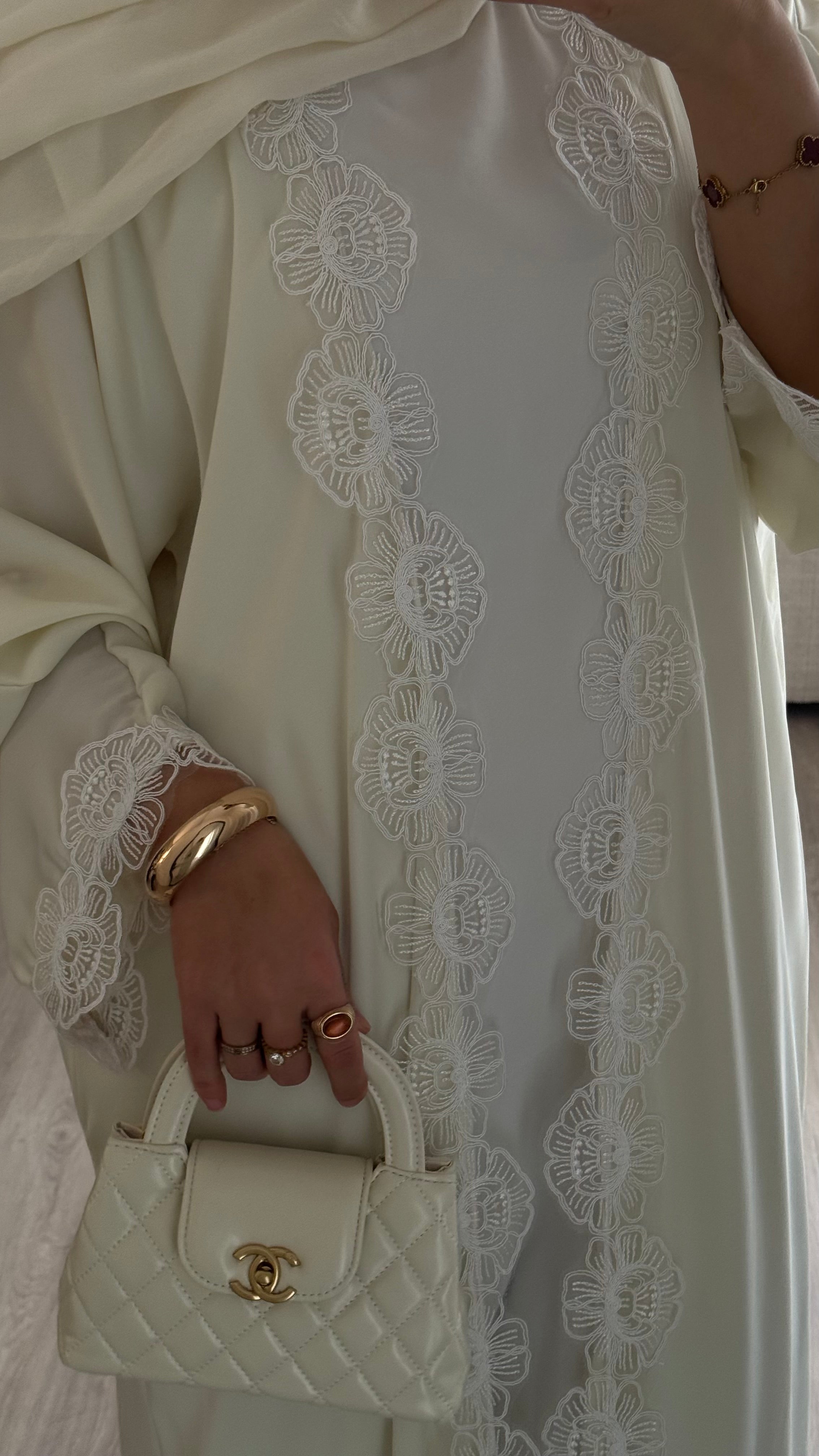 Abaya Al Maha | Écru [ Édition spéciale – Création Dubaï]