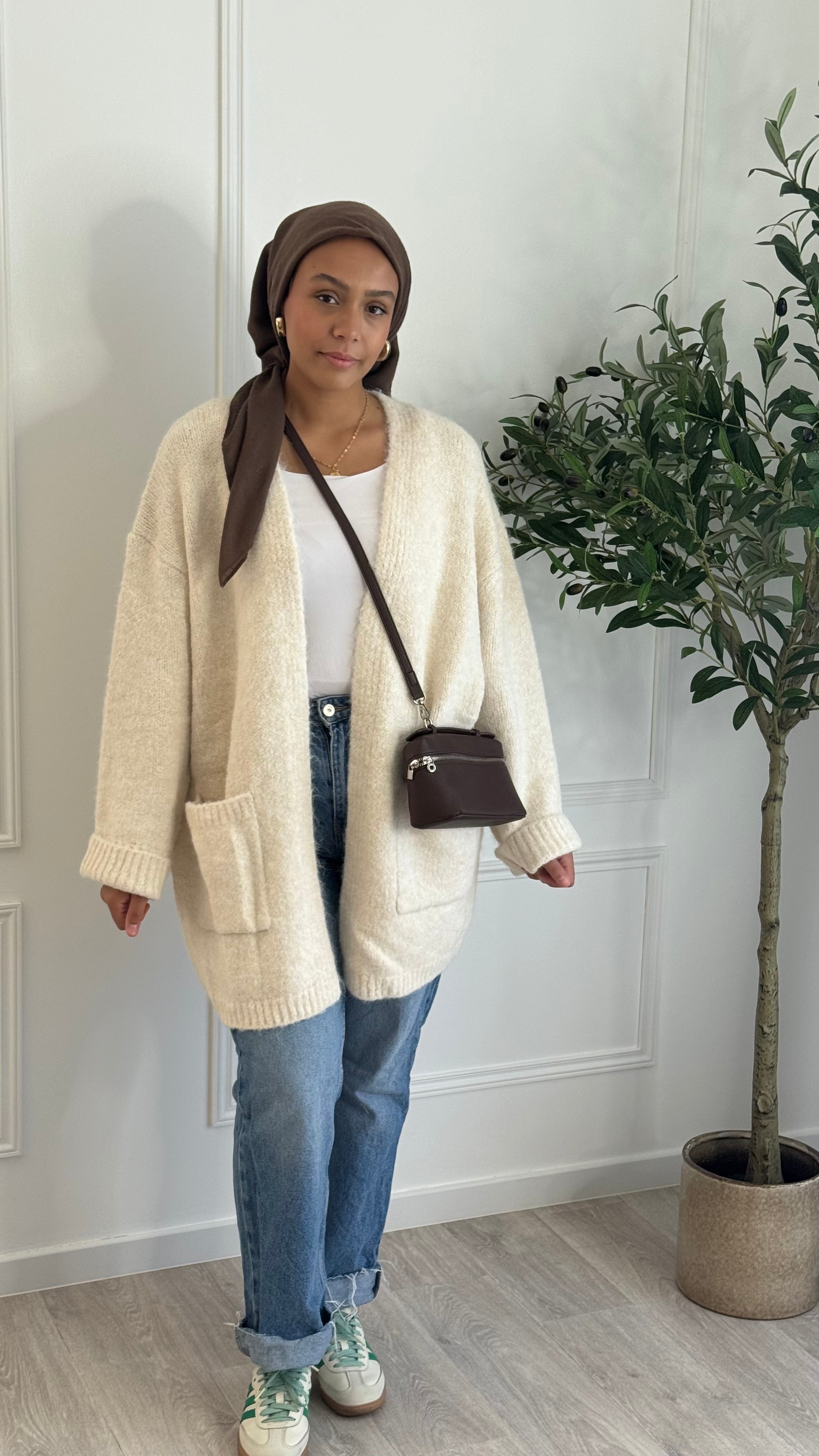 Oversized knit vest, ecru