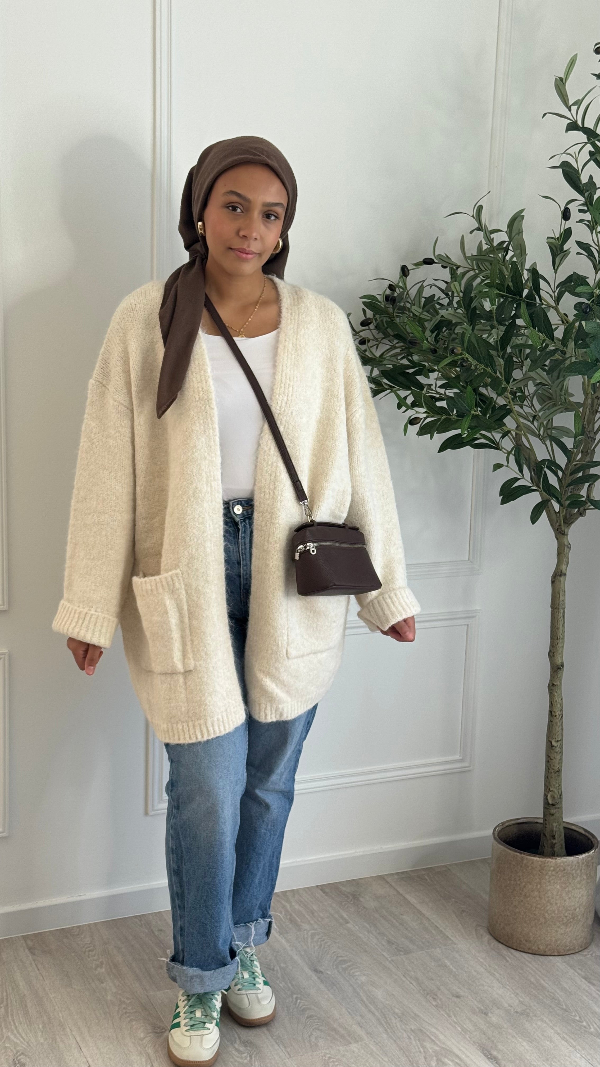 Oversized knit vest, ecru