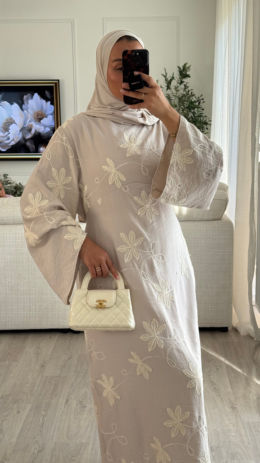 Robe brodée | Beige
