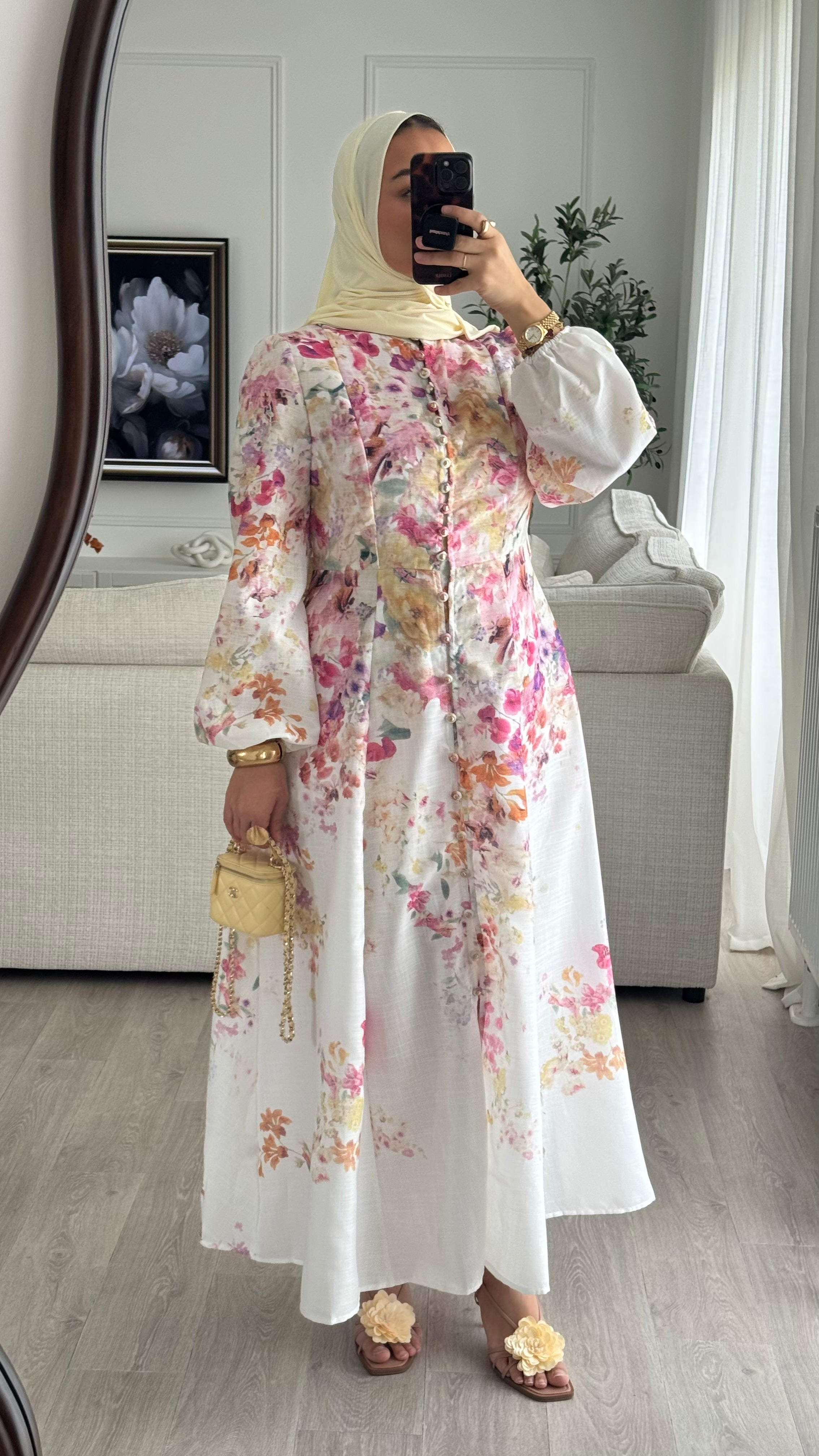 Robe Cameliya